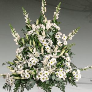 Centro floral funerario modelo A2
